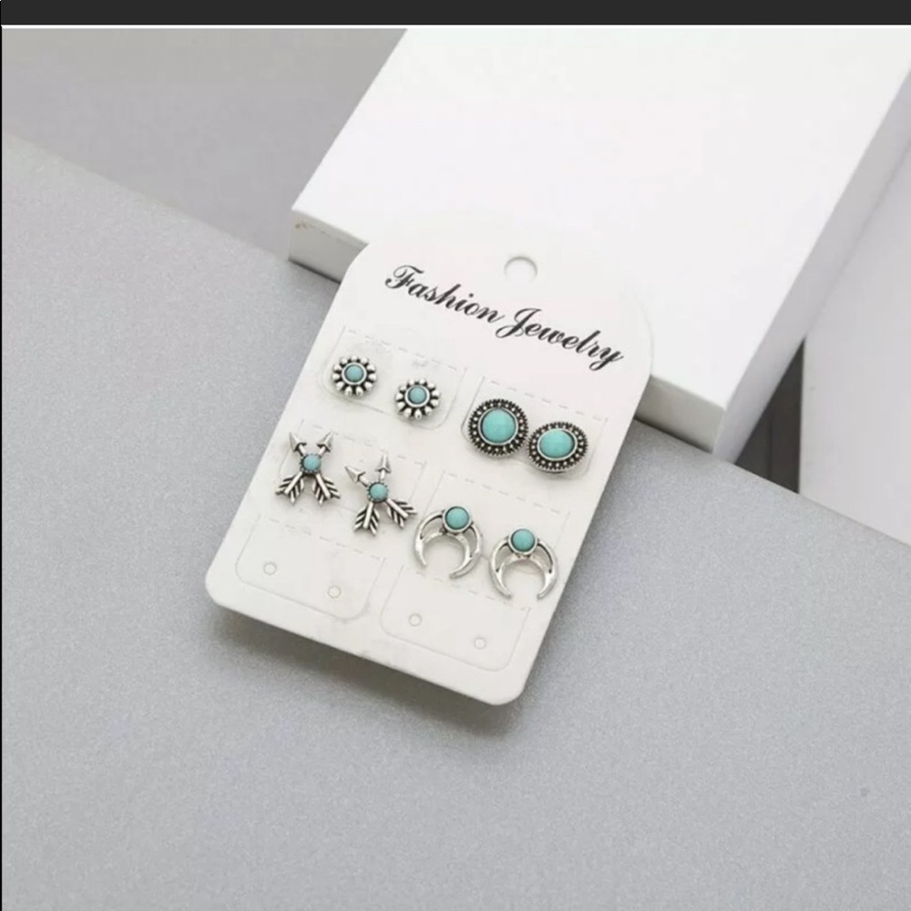 BOJO EARING STUNNING BOJO ARROW EARING SETS - Picture 2 of 2